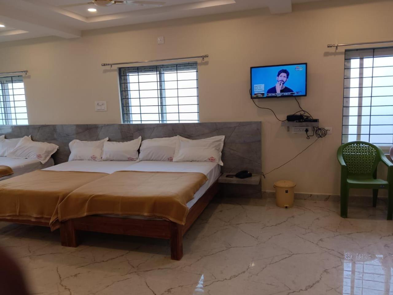 Sri Ganesh Residency 호텔 티루파티 외부 사진